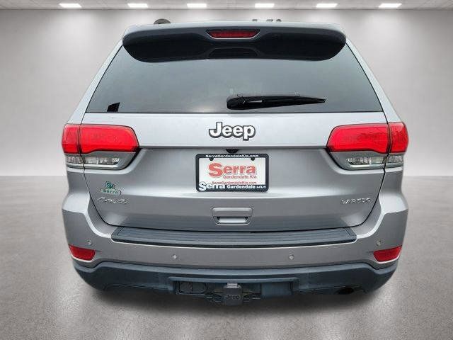 Used 2017 Jeep Grand Cherokee Laredo w/ Quick Order Package 23E AWD/4WD image 4