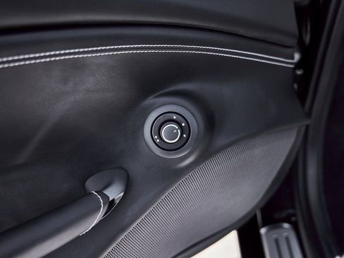 Used 2018 Ferrari 488 Spider image 36