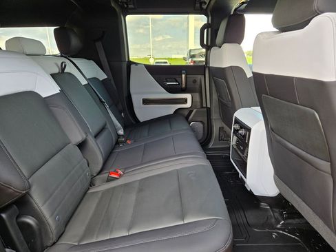Used 2025 GMC Hummer EV 3X w/ LPO, Cargo Utility Package image 31