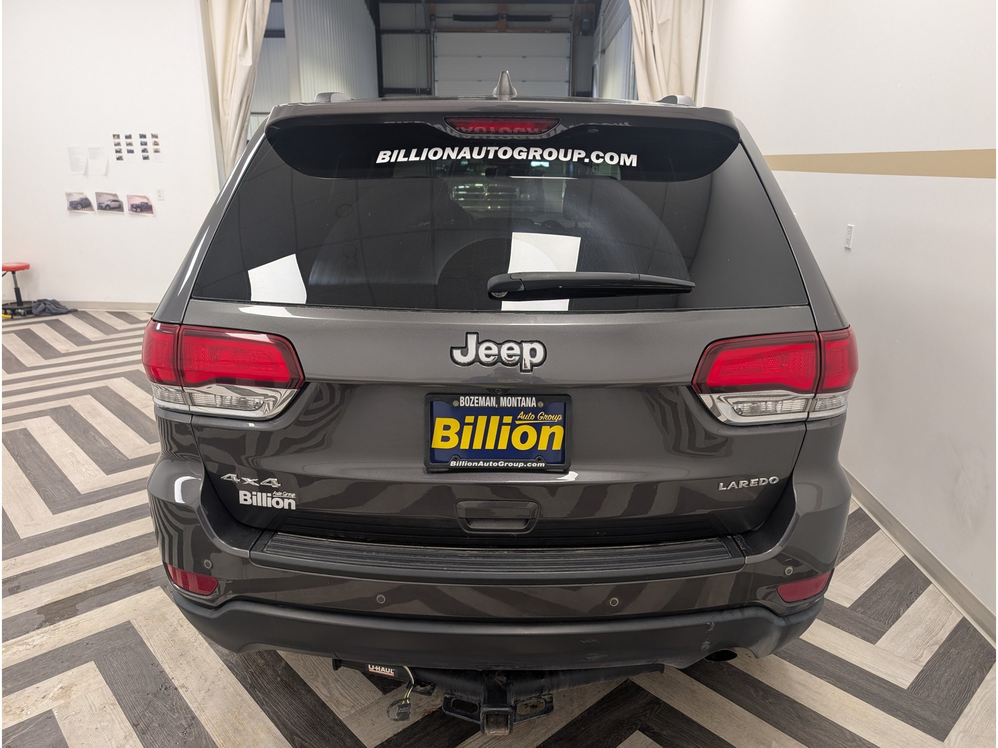 Used 2021 Jeep Grand Cherokee Laredo AWD/4WD image 25