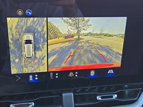 New 2026 Chevrolet Equinox LT image 27