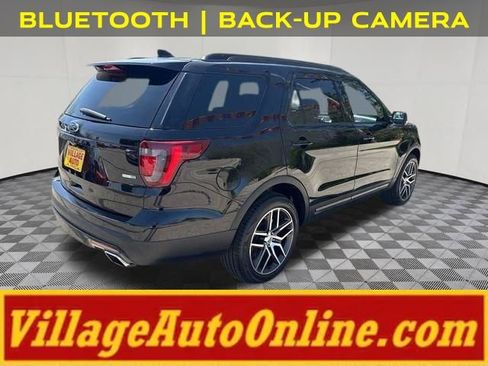 Used 2016 Ford Explorer Sport AWD/4WD image 4