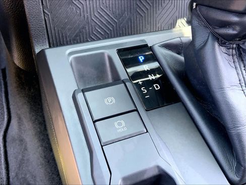 Used 2025 Toyota Tacoma SR RWD image 32