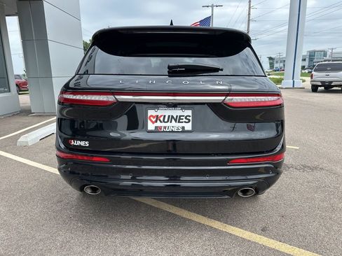 Used 2025 Lincoln Corsair Reserve w/ Jet Appearance Package image 13