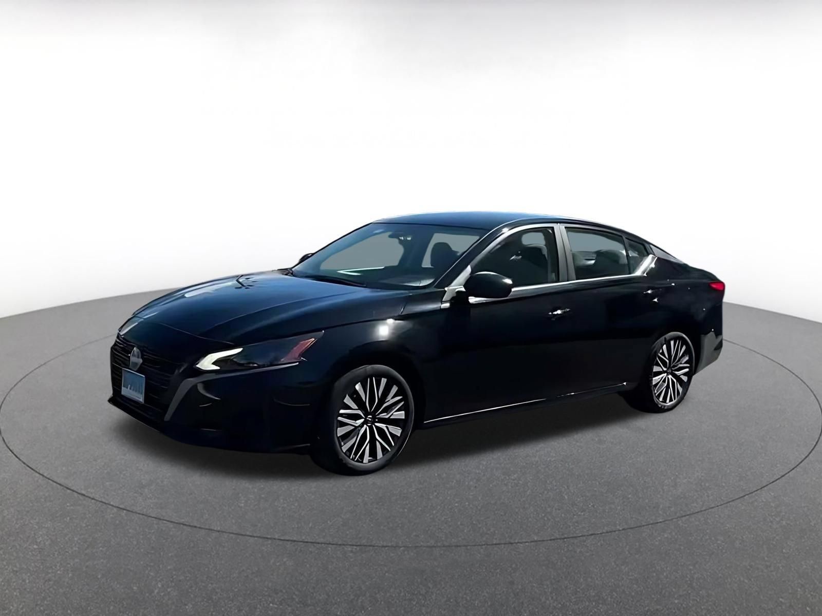 Used 2026 Nissan Altima 2.5 SV FWD image 10
