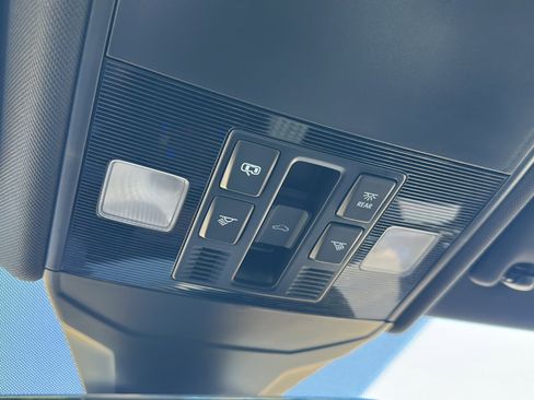 Used 2025 Volkswagen Jetta GLI Autobahn image 35