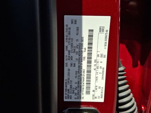 Certified 2019 Ford F150 XLT w/ Equipment Group 302A Luxury AWD/4WD image 27