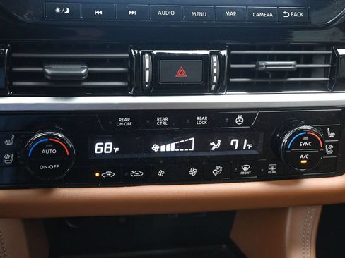 Certified 2025 Nissan Pathfinder Platinum w/ Cargo Package FWD image 20