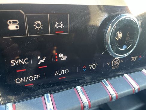 Used 2024 GMC Acadia AT4 w/ LPO, Floor Liner Package image 28