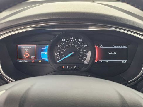 Used 2020 Ford Fusion SE w/ Equipment Group 151A FWD image 31