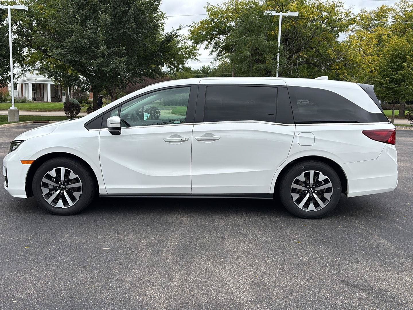 Used 2026 Honda Odyssey EX-L image 26