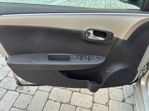 Used 2010 Chevrolet Malibu LS image 13