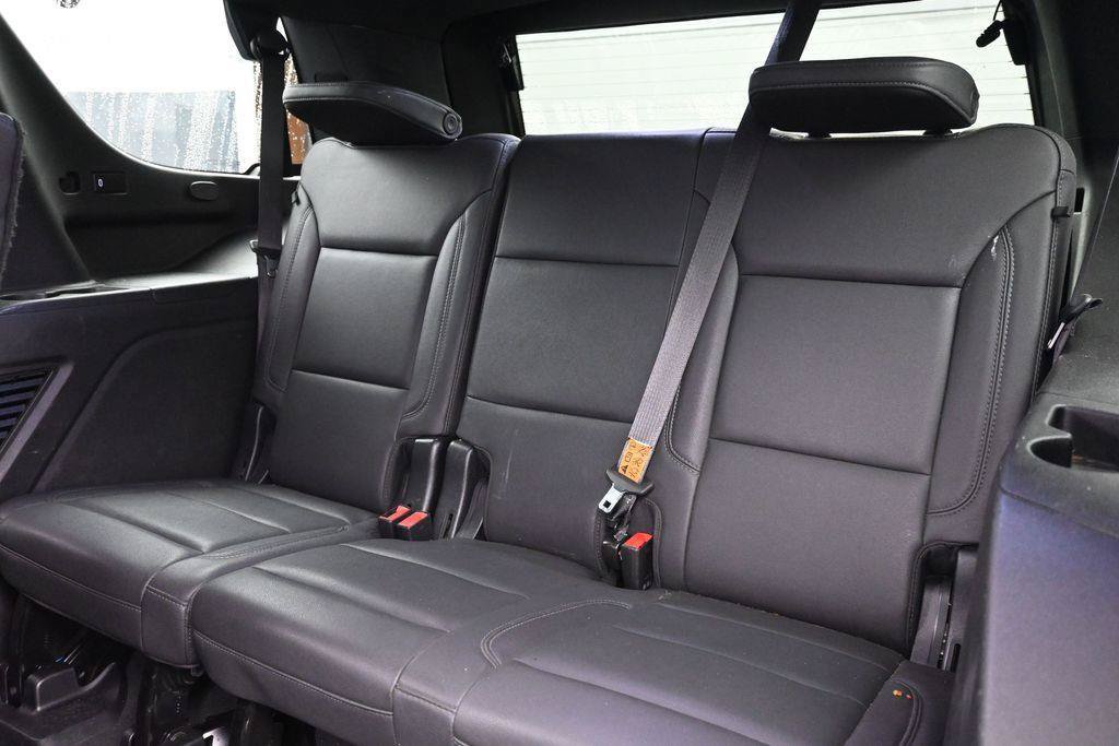 Used 2023 Chevrolet Tahoe LT RWD image 9