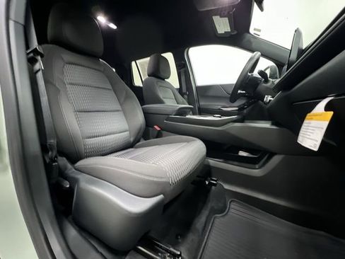 Used 2026 Chevrolet Equinox LT image 27