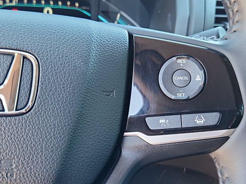 Certified 2024 Honda Odyssey Touring image 21