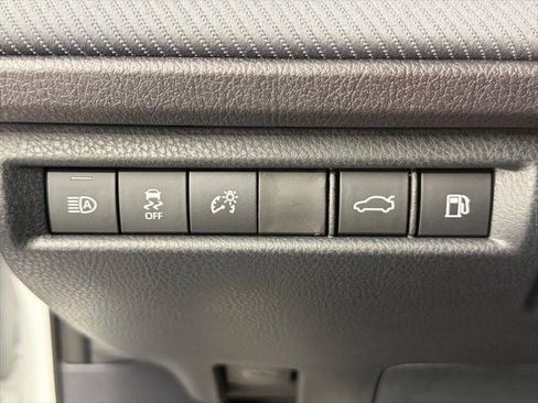 Used 2026 Toyota Camry SE FWD image 29
