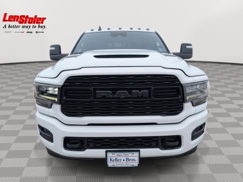 Used 2024 RAM 3500 Limited image 8