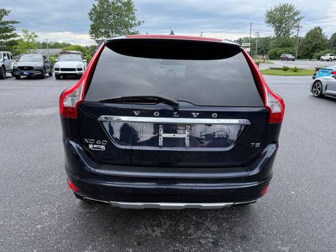 Used 2016 Volvo XC60 T5 Premier w/ Proximity Package FWD image 9