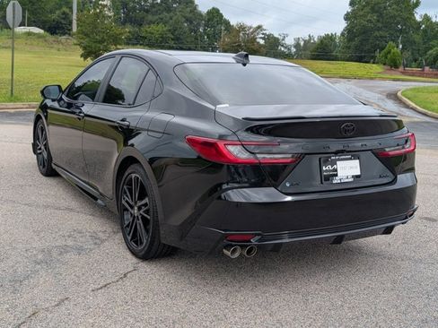 Used 2025 Toyota Camry XSE FWD image 10