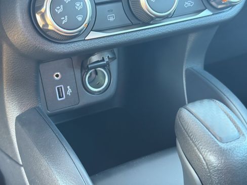 New 2025 Nissan Versa S image 26