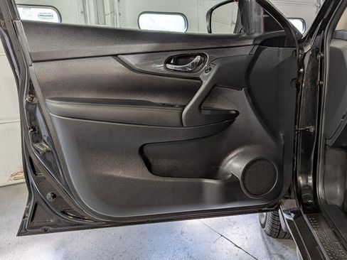 Used 2019 Nissan Rogue S w/ Special Edition Package image 21