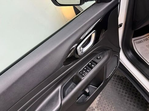 Used 2022 Jeep Compass Altitude image 17