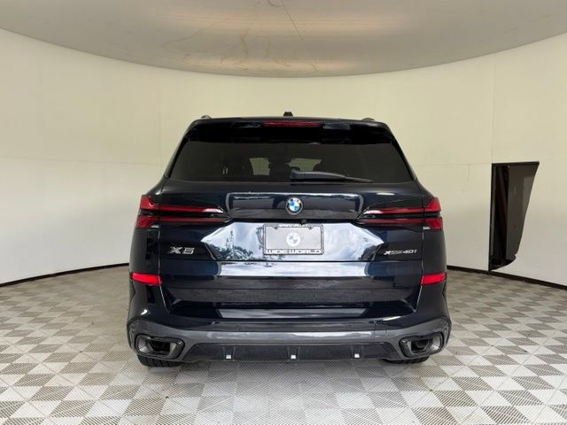 Used 2024 BMW X5 xDrive40i w/ M Sport Package AWD/4WD image 6