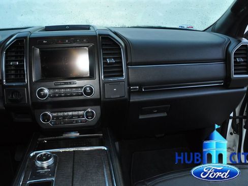 Used 2021 Ford Expedition Limited image 20