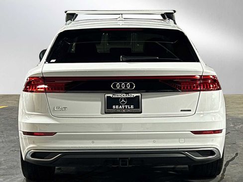 Used 2022 Audi Q8 Prestige image 4