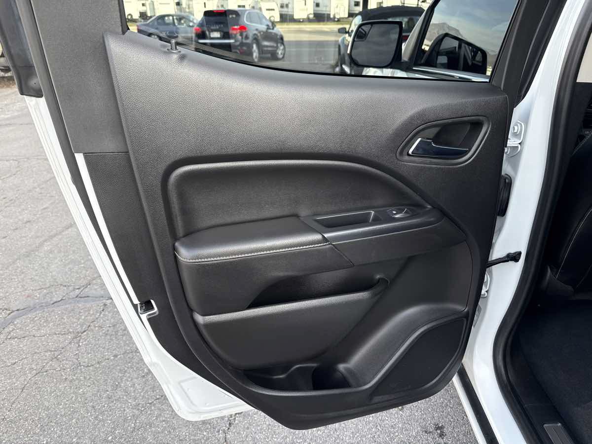 Used 2019 GMC Canyon Denali AWD/4WD image 13