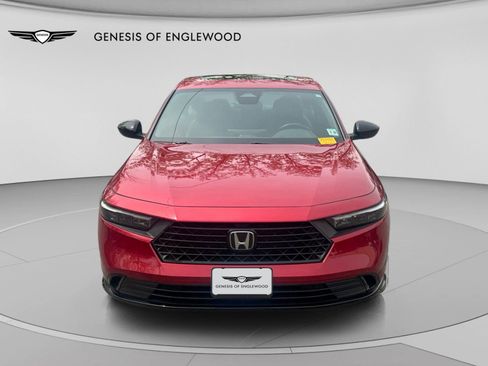 Used 2023 Honda Accord Sport image 2
