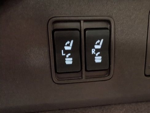 Used 2019 Lexus RX 350L AWD image 33