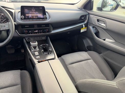Used 2026 Nissan Rogue SV FWD image 22
