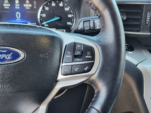 Certified 2022 Ford Explorer XLT w/ Equipment Group 202A image 32