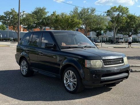 Used 2010 Land Rover Range Rover Sport HSE LUX AWD/4WD image 3