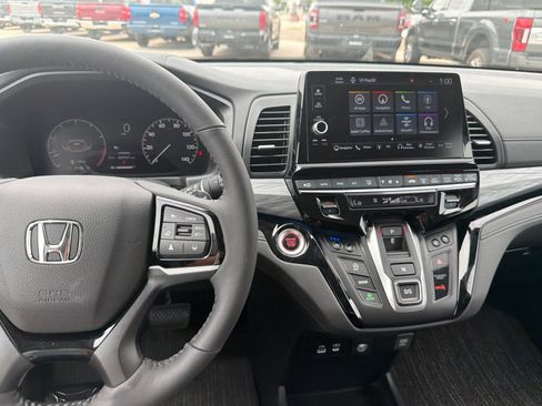 Used 2026 Honda Odyssey Elite image 24