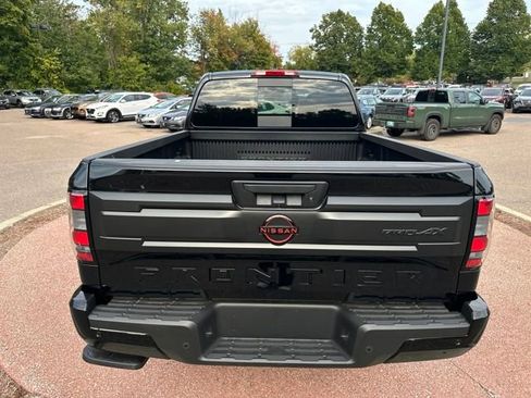 New 2025 Nissan Frontier PRO-4X image 2