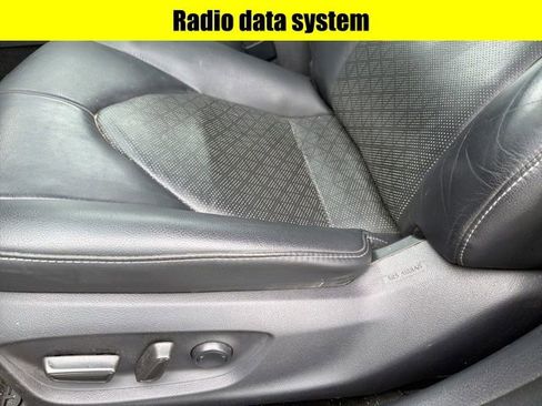 Used 2018 Toyota Camry XSE FWD image 8