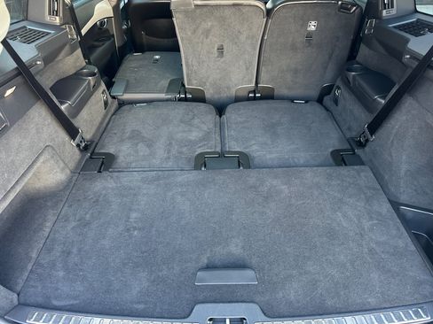 Certified 2025 Volvo XC90 B5 Core AWD/4WD image 18