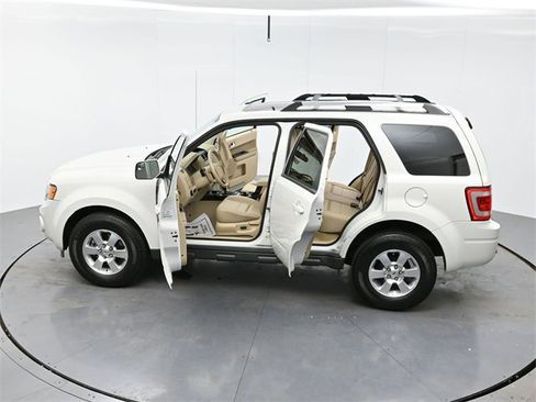 Used 2011 Ford Escape Limited w/ 302A Rapid Spec Order Code image 41