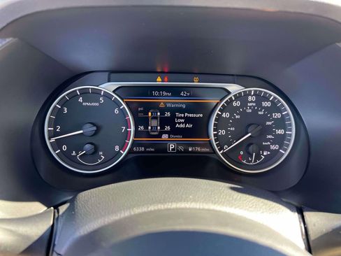 Certified 2025 Nissan Sentra SR w/ SR Premium Package image 27