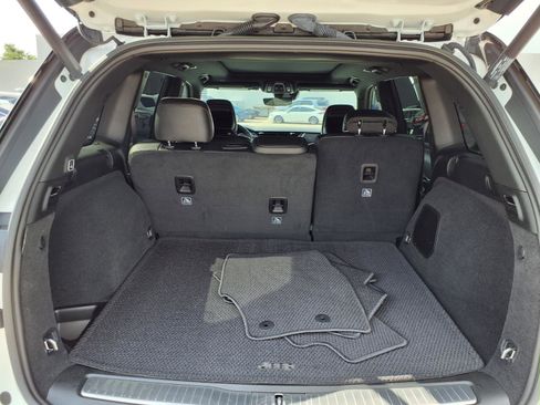 Used 2025 Jeep Grand Cherokee Summit w/ Obsidian Package image 19