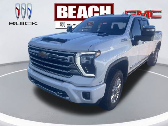 Used 2024 Chevrolet Silverado 2500 High Country w/ Technology Package AWD/4WD image 2