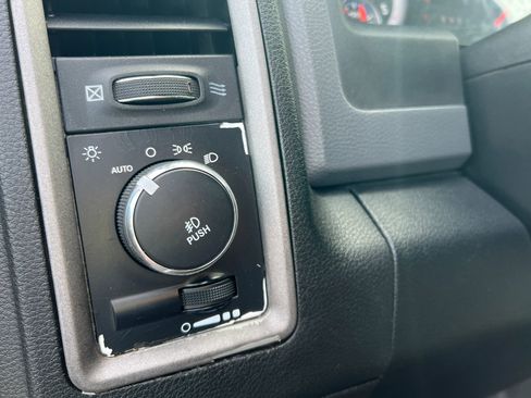 Used 2015 RAM 5500 Tradesman AWD/4WD image 32