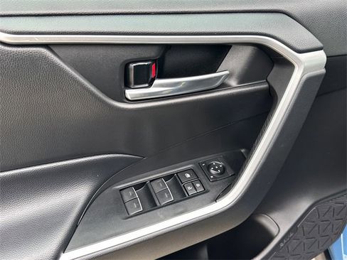 Certified 2023 Toyota RAV4 AWD Hybrid image 19