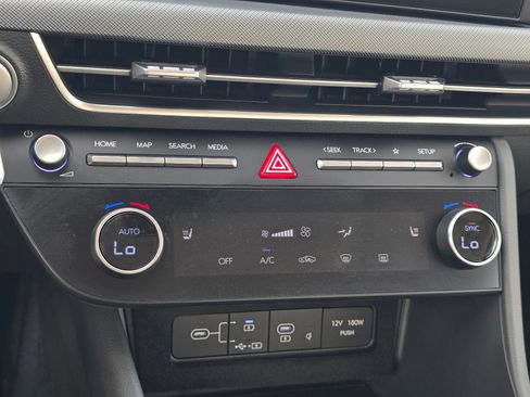 Certified 2025 Hyundai Sonata SEL FWD image 19