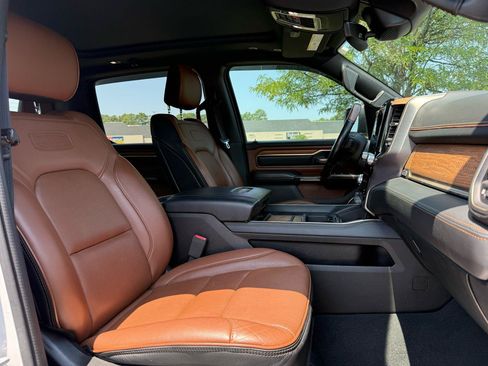 Used 2019 RAM 1500 Limited AWD/4WD image 24