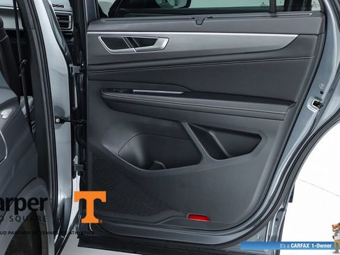 Used 2024 Volkswagen Atlas Cross Sport SE w/ Panoramic Sunroof Package FWD image 70