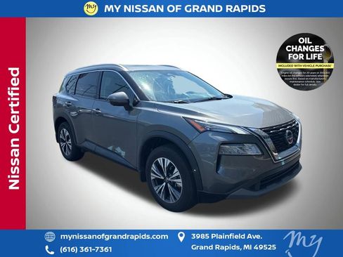 Used 2021 Nissan Rogue SV w/ Premium Package AWD/4WD image 1