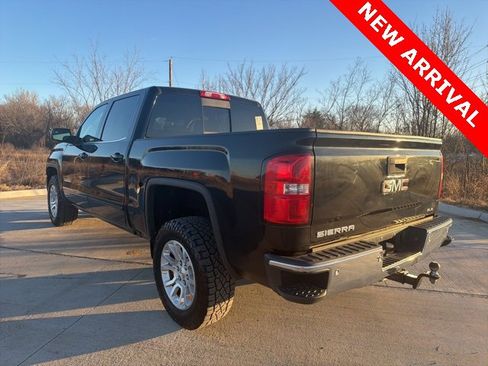 Used 2017 GMC Sierra 1500 SLE w/ SLE Value Package image 5